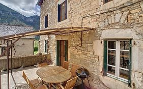 Gorges Du Tarn Gite En Pierres Avec Terrasse